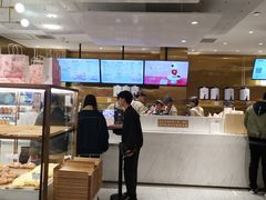 -奈雪的茶(湖滨银泰in77C区PRO店)