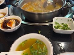 -丫丫汤膳打边炉(宏府408坊店)