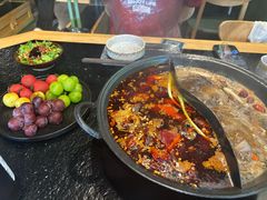 -鹿鸣山草本茶香火锅(园西路店)