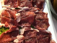 手切热气鲜羊肉-羊家胡同·龙虾烧烤火锅(龙汇路店)