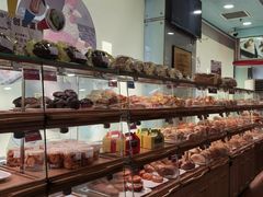 面包甜点陈列柜-新侨三宝乐面包店(崇文门店)