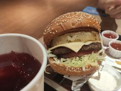 -The Habit Burger Grill 哈比特汉堡(复兴soho店)