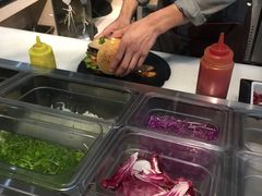 -HIGH FIVE哈福手工汉堡(桂林路店)