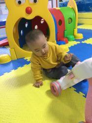 -Cool-Fun蓝鲸π水育早教中心(金山万达海汇街店)