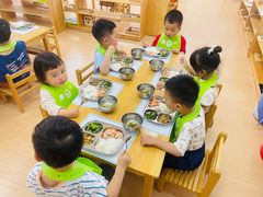 -绿城奇妙园双语日托(华茂悦峰园区)