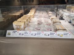 -喜茶(上海打浦桥日月光gelato lab+店)