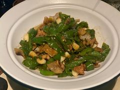 -佬麻雀·新湘菜(珠海金发购物中心店)