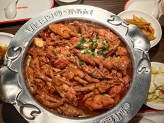 -胖哥俩肉蟹煲(济南世茂国际广场店)