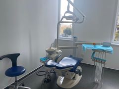 -宁波壹加壹口腔·矫正种植中心