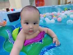 -嗨游宝贝婴幼儿水育馆(缤格汇店)
