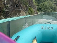 -龙井峡漂流