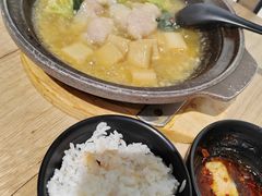 -极有家小鱼小鸡石锅煲(佳兆业店)