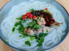 -齐记土鸡米线