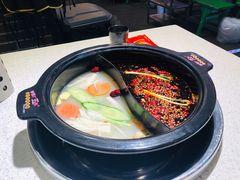 鸳鸯锅-钢管厂五区小郡肝火锅串串香(总店)