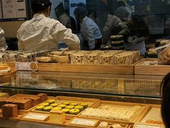 面包甜点陈列柜-泸溪河桃酥(西直门凯德店)