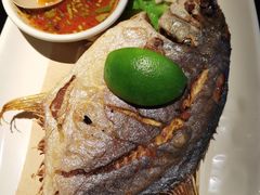 -大头虾越式风味餐厅(光明广场店)