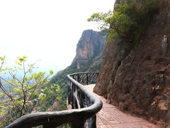 -玻璃桥景区石牛寨