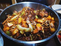 -内蒙焖面大盆骨餐馆(山大路店)
