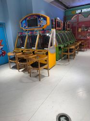 -利奥梦幻主题乐园(爱琴海购物公园店)