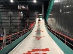 -极限PLAY运动娱乐新世界·团建派对潮玩休闲馆·室内蹦极高空游乐园
