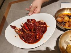 草家招牌酱辣蟹-草家酱蟹炭火烤肉店(珲春南路一店)