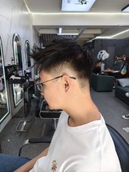 -东方美妍