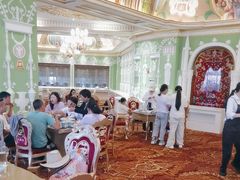 -套娃酒店-中餐厅