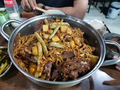 -内蒙焖面大盆骨餐馆(山大路店)