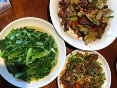-唐师傅湘西名菜馆(武陵路店)