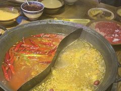 -巴卤社老火锅(财富店)