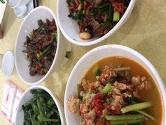 -红色湘菜馆(春风店)