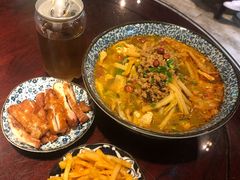 -粉家柳州螺蛳粉(杨宅路店)