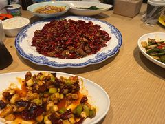 -渝信川菜 · 川味家常菜(财富购物中心店)