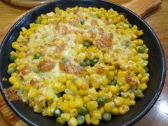 料理烤芝士玉米粒-老东镇啤酒屋海鲜加工·蒸汽海鲜·海鲜烧烤(台东店)