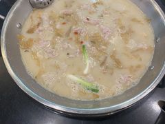 -老来福·非遗酸汤兔(凯旋路店)
