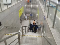 -陆家浜路(地铁站)