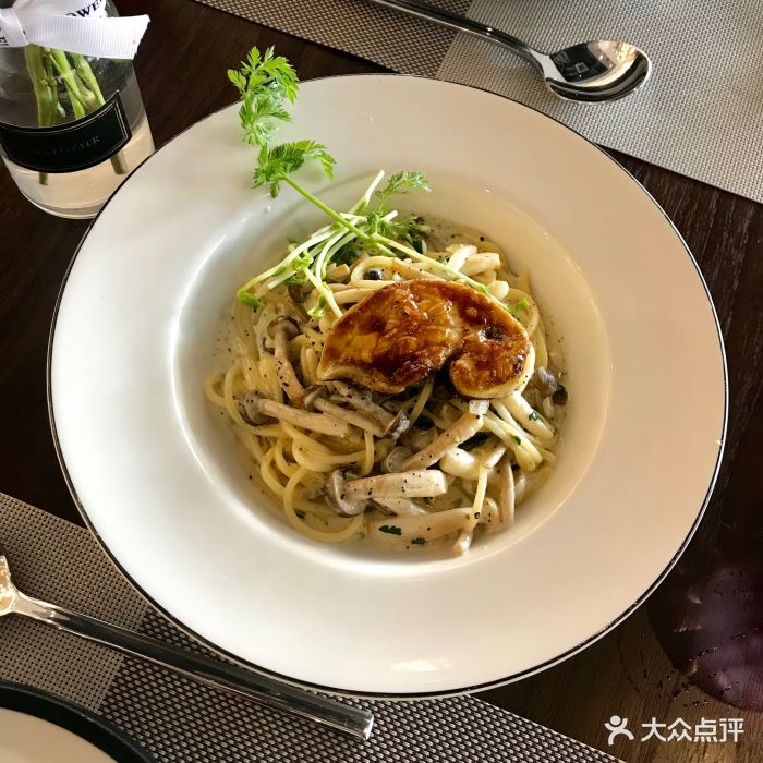 黑松露鹅肝蘑菇意粉