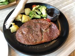 肋眼牛排-必胜客(证大大拇指店)