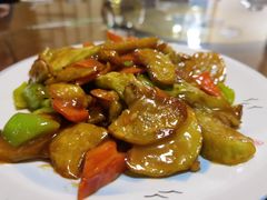 -巧婆婆特色东北菜·铁锅炖