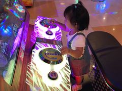 -汤姆熊欢乐世界(滨江店)