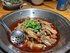 -大众跷脚牛肉馆·非遗传承单位(峨眉山店)