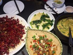 -万重锦·人文川菜馆(骡马市店)