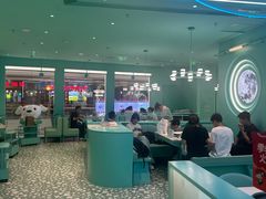 -季季红火锅(柳州城中万达二店)