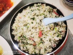 -侬佳蒸菜馆(听潮店)
