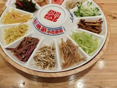 -怪噜范·老贵阳街头名小吃(汇金星力城店)