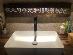 -百美汇影城(LUXE嘉里中心店)