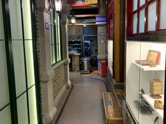 -东口码头·烧鸽子·鱼头泡饼·地方菜(金鹰悦城店)
