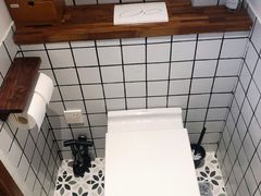 -Line 咖啡(石厦花园店)