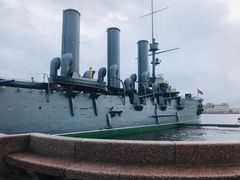 -阿芙乐尔号巡洋舰