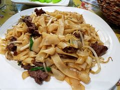 干炒牛河-芳姨广东砂锅粥(张庄路店)